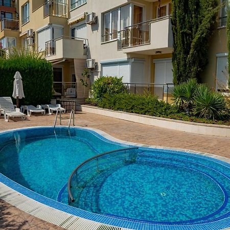 Menada Belle View Apartments Sveti Vlas Eksteriør billede