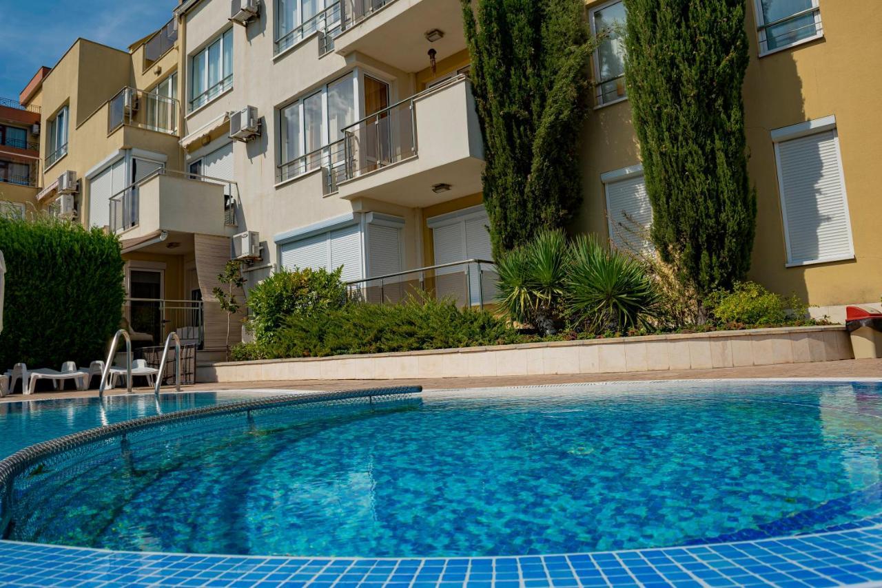 Menada Belle View Apartments Sveti Vlas Eksteriør billede