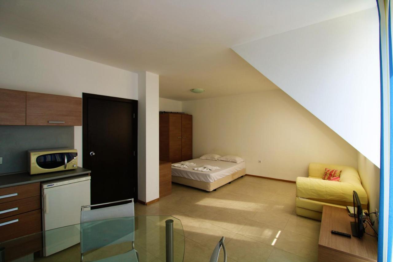 Menada Belle View Apartments Sveti Vlas Eksteriør billede