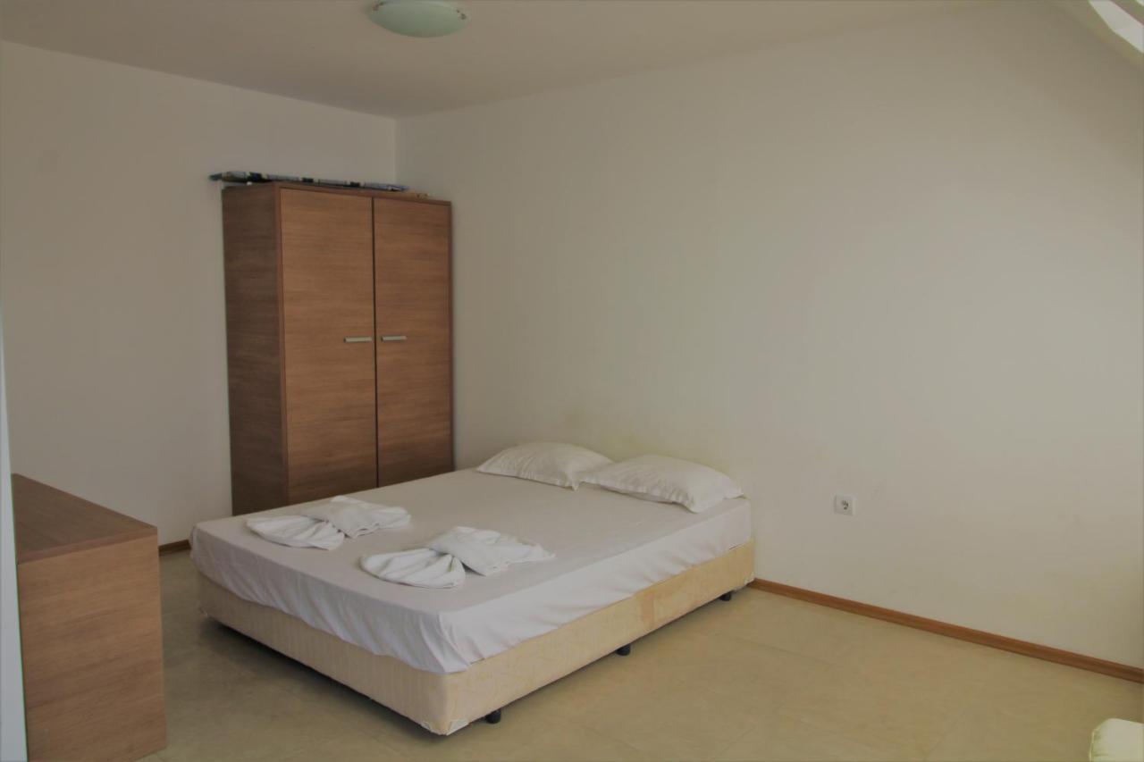 Menada Belle View Apartments Sveti Vlas Eksteriør billede