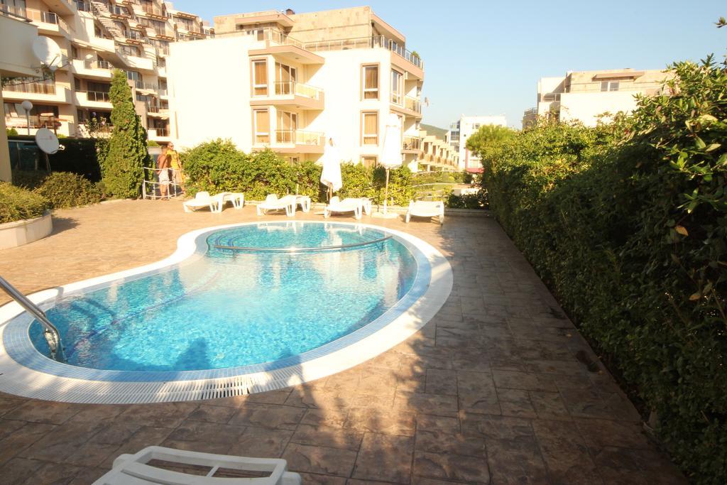 Menada Belle View Apartments Sveti Vlas Eksteriør billede