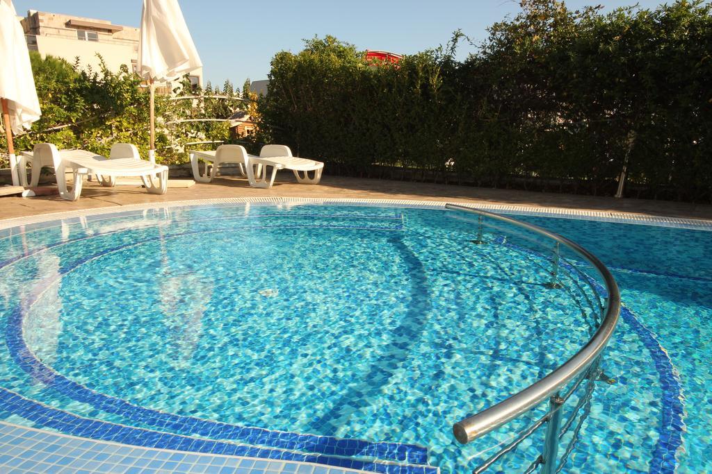 Menada Belle View Apartments Sveti Vlas Eksteriør billede